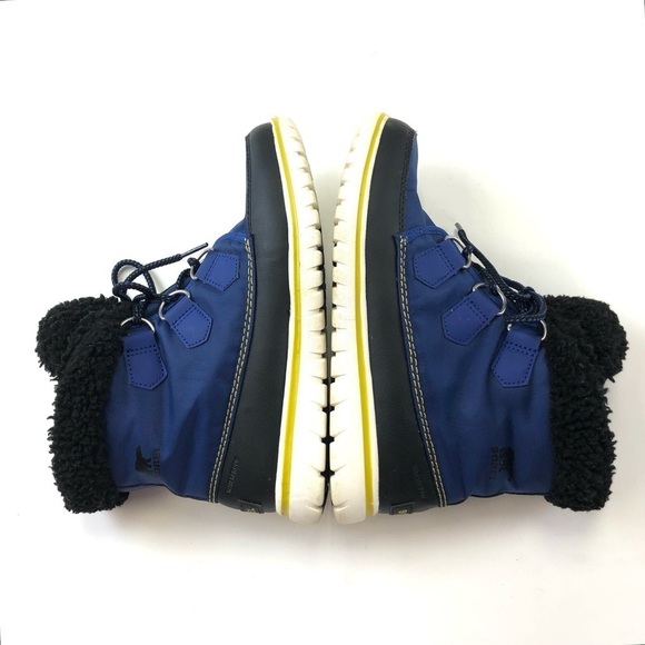 Sorel Cozy Carnival Aviation blue black ankle winter womens boots Size 7 - Picture 11 of 11